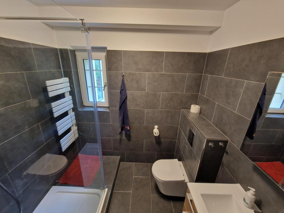 Geraeumige Und Zentrale Ferienwohnung Stahnsdorf ภายนอก รูปภาพ